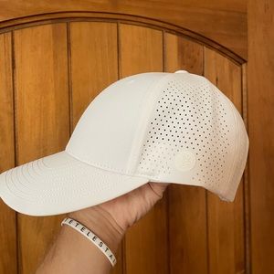 Men’s Branded Bills Elite Bare Hat